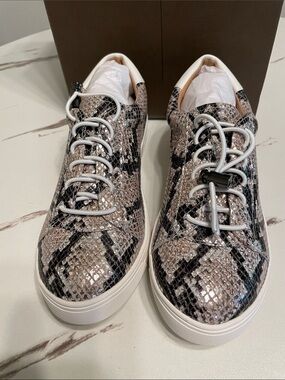 PAOLO Kirby2 women Leather Ankle Boots with Snake skin print new in Box Sz 5 M